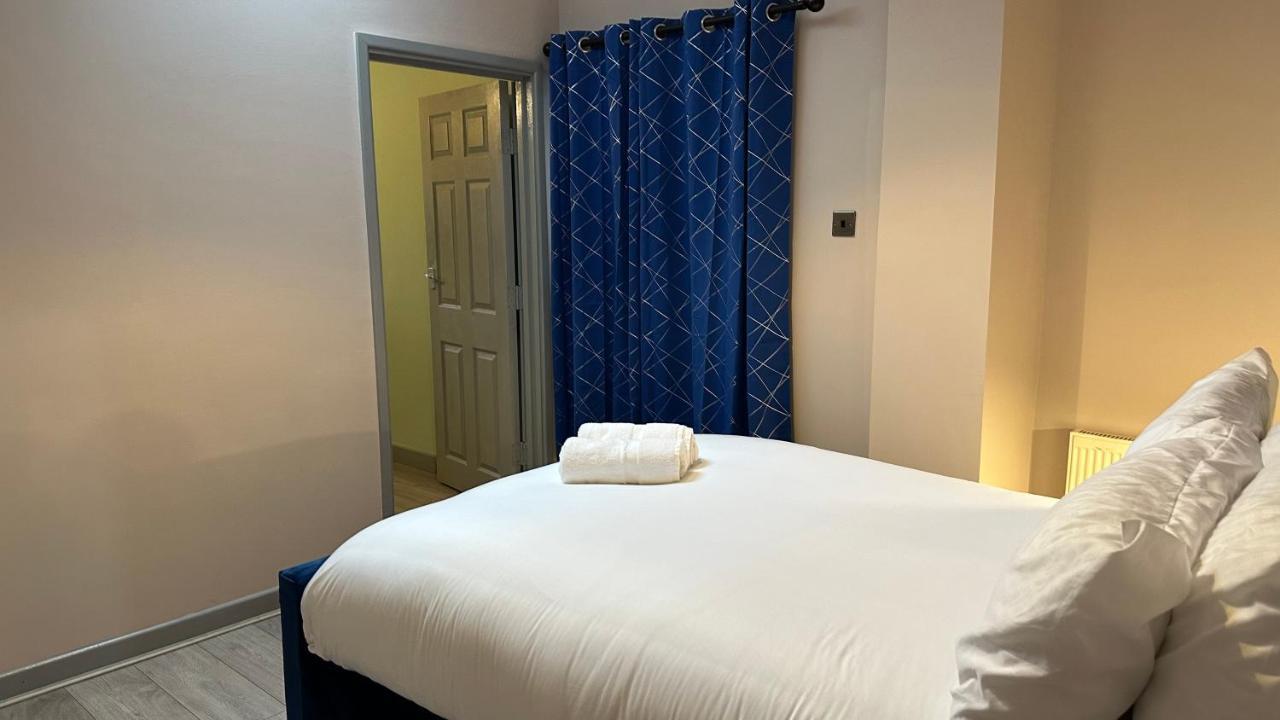 One Bedroom Apartment In Walsall Sleeps 4 Free Wifi By Villazu Bloxwich Εξωτερικό φωτογραφία